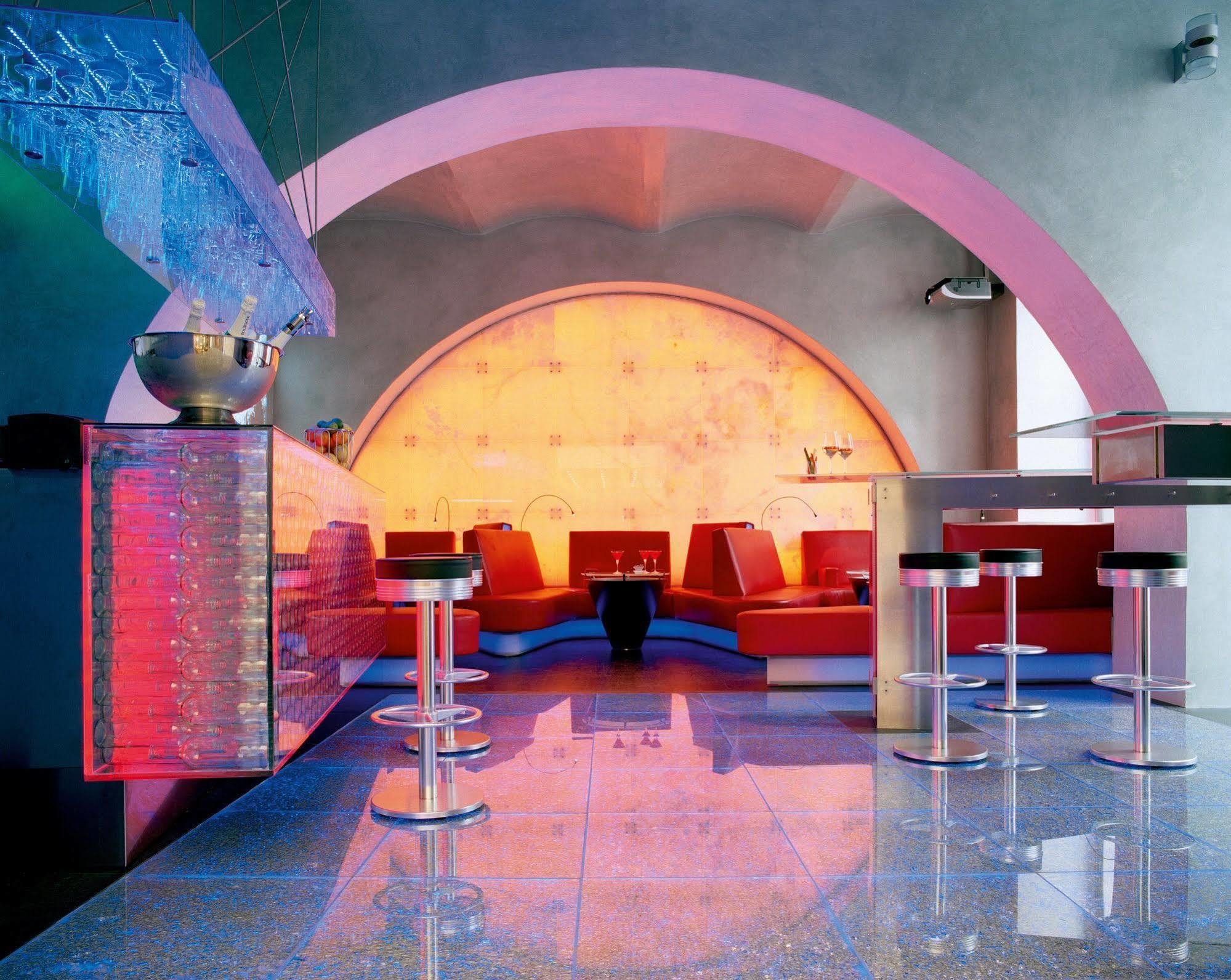 Hotel Greif, A Member Of Design Hotels Bolzano Luaran gambar