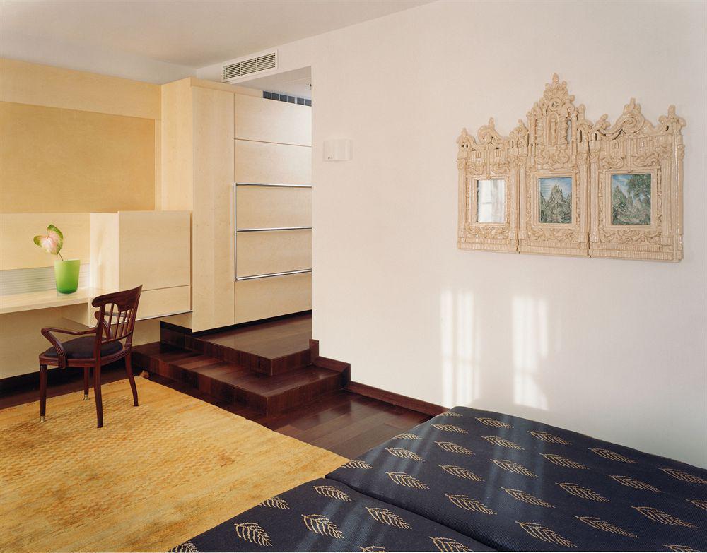 Hotel Greif, A Member Of Design Hotels Bolzano Luaran gambar